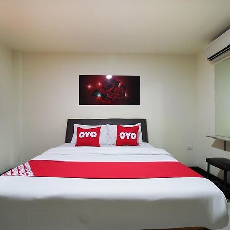 Khanidta Resort Pattaya Buitenkant foto