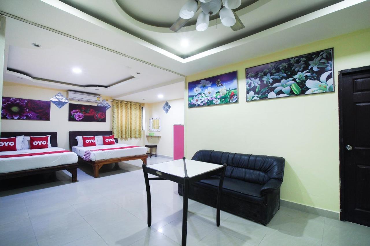 Khanidta Resort Pattaya Buitenkant foto