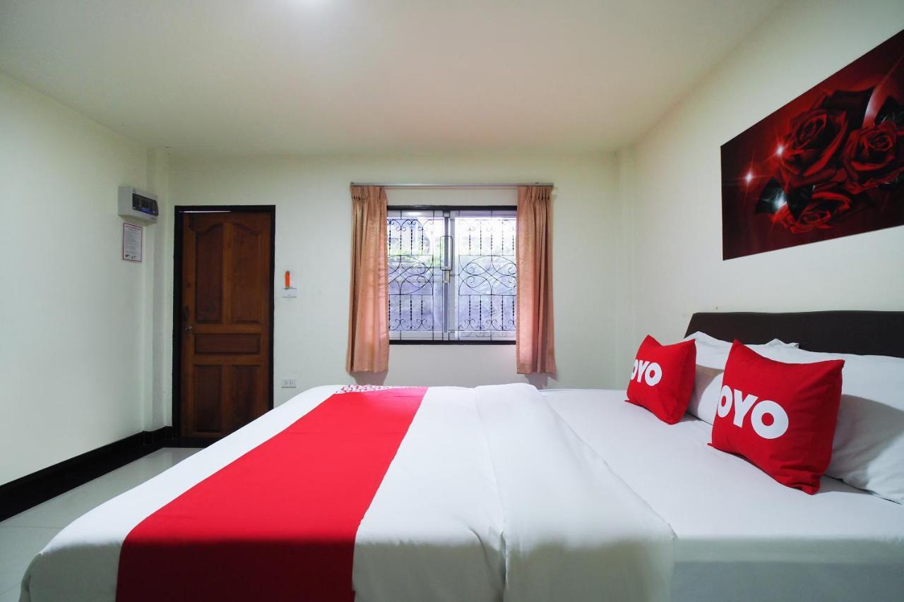 Khanidta Resort Pattaya Buitenkant foto